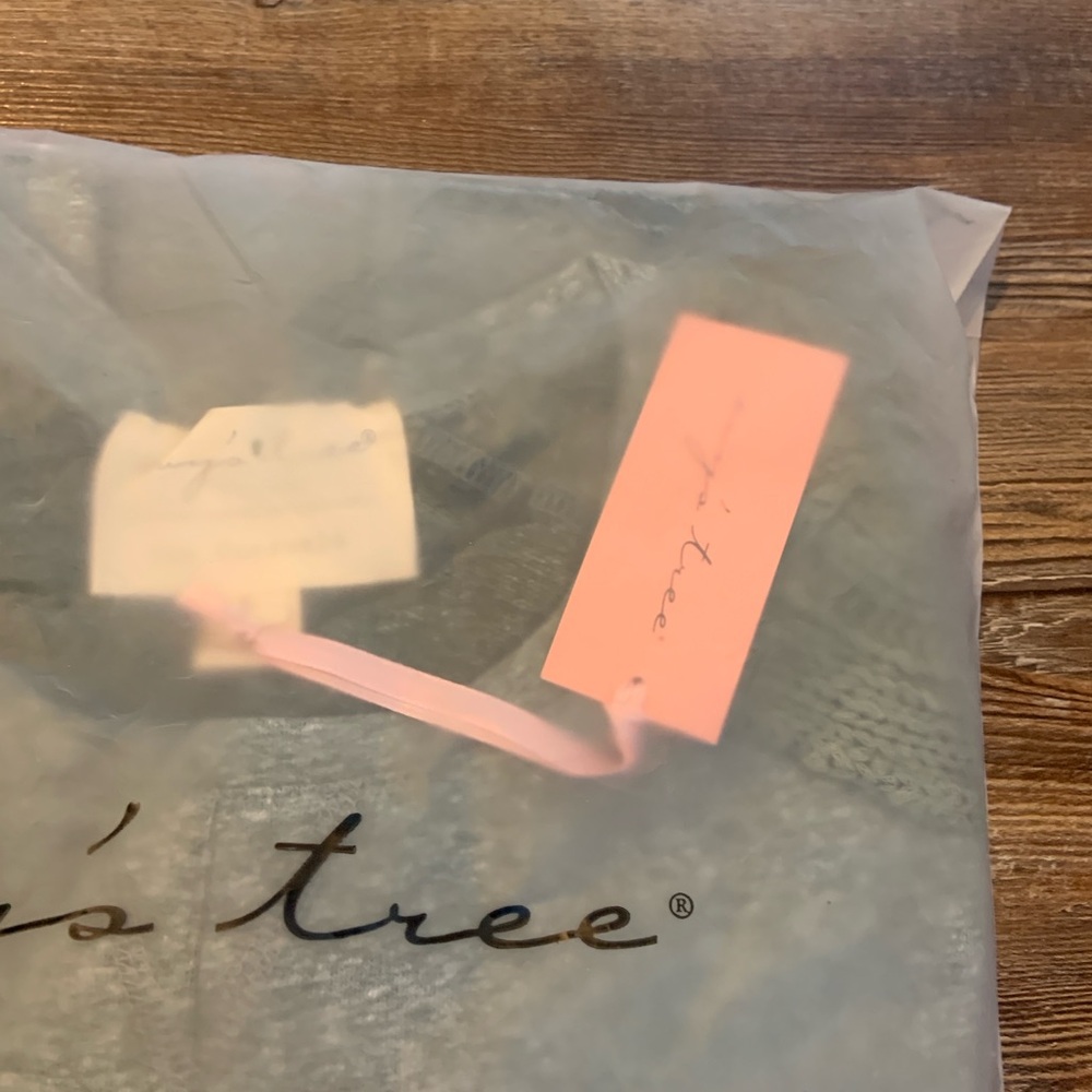 The Consuelo Sweater in Eucalyptus size S- in original packaging! - Picture 5 of 7